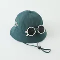 Chapeau de pêcheur enfant vert foncé avec lunettes blanches et cordon ajustable - Bleu