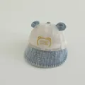 Detailansicht der Baby-Sonnenmütze mit atmungsaktivem Mesh und süßer Bären-Stickerei - 1 bis 4 Jahre (48-50) / Himmelblau Denim