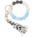 Dettaglio delle perline con lettere LOVE e nappa leopardata su un portachiavi in silicone - 1 Braccialetto/portachiavi In silicone Con Perline A Stampa Leopardata Blu