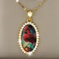 Collana cardinale d'oro con ciondolo ovale in zirconia su una catena di lusso - Stile Uccello Cardinale (XL2406)