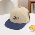 Gorra de béisbol hip-hop para niños con bordado 'HELLO' y diseño de visera plana - 50-54cm / Caqui Claro Y Azul Oscuro