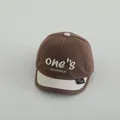 Detalle de la gorra de béisbol de algodón para bebé con bordado 3D y visera suave vintage - 48-50cm / Café
