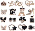 Set de 16 adornos de mariposa y diamantes para zuecos y sandalias con temática LOVE dorada - Serie de Moda Estilos Mixtos