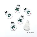 Dettaglio dei ciondoli a forma di pupazzo di neve in smalto per gioielli DIY 2,5x1,5cm - Ciondolo Pupazzo di Neve Bianco (43769-BC0804)