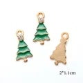 Dettaglio del ciondolo a forma di albero di Natale in smalto verde e strass da 2x1,1 cm - Ciondolo Albero di Natale Oro con Strass (167116-B3-6201)