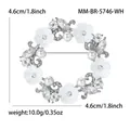 Elegante broche de corona floral plateado con perlas blancas y detalles de cristal - Blanco 5746-WH