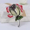 Spilla a forma di rosa in metallo argento con smalto marmorizzato e strass rossi - Rosso