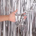 Rideau à franges argenté laser de 2m pour décoration de fond de mur de fête - Argent