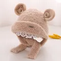 Dettaglio del cappello in peluche con orecchie da orso e ricamo per bambini - Taglia unica / Cachi