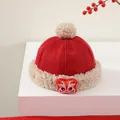 Detalle del gorro de invierno para niños con bordado de león y ribete de pelo sintético - Diseño de Cabeza de León Tigre (Estilo 9)