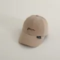 Gorra de béisbol minimalista marrón claro para niños con detalle de letra bordada - Talla única / Caqui (Estilo 2)