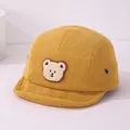Casquette bébé en velours côtelé jaune avec écusson ours blanc pour tout-petits - 46-48 cm / Style Ours en Peluche Jaune