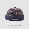 Berretto docker in velluto a coste blu scuro per bambini con ricamo CUTE - Stile per Bambini Piccoli / Blu