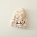 Gorro de punto crema para bebé con dobladillo cálido y parche de oso bordado - Talla única / Beige