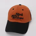 Détail de la casquette bicolore orange et noire avec broderie 3D en relief - Taille unique (Enfants) / Marron Orangé