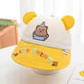 Détail chapeau soleil bébé avec oreilles d'ours 3D et broderie d'ours avec texte Happy - Taille Bambin / Jaune