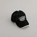 Draufsicht auf atmungsaktive Netz-Baseballkappe für Kinder mit Vintage-Stickerei und Kontrast - Kinder 3-10 Jahre 50-54CM / Schwarz