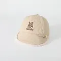 Cappellino trapuntato beige per bimbi con ricamo orso e tesa in pile bianco - Stile Orso / Beige