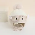 Bonnet d'hiver beige pour bébé avec oreilles de dessin animé et pompon pelucheux - Enfants 1-4 Ans Élastique / Crème