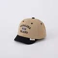 Kinder Baseballkappe in Khaki und Schwarz mit Catalina Island Stickerei und kurzem Schirm - 48-52cm / 1983 Buchstaben Khaki