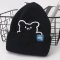 Berretto invernale nero a maglia per bambini con ricamo orso ed etichetta blu - Bambini 2-7 Anni / Nero