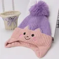 Gorro de punto para bebé en violeta y rosa con orejas de gato y pompón de pelo suave - Sombrero / Púrpura