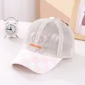 Casquette filet enfant beige et rose avec broderie ours et visière à damier rétro - Enfant / Bord Rose