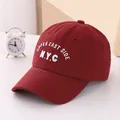 Gorra de béisbol para niños color rojo oscuro con bordado NYC y visera curva clásica - Niños 3-10 Años (50-54CM) / Burdeos