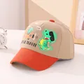 Dettaglio del design di dinosauro cartone e decoro 3D su cappellino per bambini - Bambino 2-6 Anni 47-52CM / Kaki