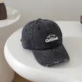 Casquette de baseball en jean gris foncé délavé avec détails usés et broderie en relief - 50-54cm / Style CH Noir (TYJ235)