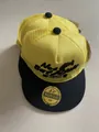 Cappellino trucker per bambini in rete gialla e nera con ricamo di lettere audaci - Giallo