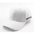 Weiße Baumwoll-Baseballkappe mit drei silbernen Metallringen und japanischer Stickerei - Kinder Weiß