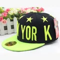 Gorra de béisbol para niños en negro y verde neón con bordado de New York y estrellas - 2-8 años / Verde Fluorescente