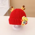 Berretto in maglia rossa per bambini con graziose corna gialle e toppa a cartone animato - 2-7 Anni / Cappello Rosso