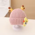 Berretto in maglia rosa per neonati con corna gialle e mascotte su base bianca - 2-7 Anni / Cappello Rosa