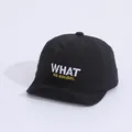 Détail de la casquette enfant noire à séchage rapide avec broderie WHAT ON HOLIDAY - Bébé (environ 1-3 ans) / Noir