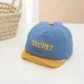 Berretto da baseball per neonati blu e giallo con ricamo Secret e orsetto - Neonato (0-30 Mesi) / Blu