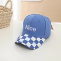Παιδικό καπέλο μπέιζμπολ μπλε με κέντημα Nice και καρό σχέδιο στο γείσο - Μπλε