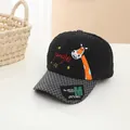 Cappello bimbo in velluto nero con giraffa ricamata e visiera a quadri calda - Bambini (2-7 Anni) / Nero