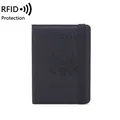 Protège-passeport noir RFID avec emblème américain embossé et sangle élastique - Noir