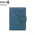 Portapassaporto blu navy con blocco RFID, icona aereo goffrata e chiusura a scatto - Blu