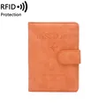 Portapasaportes naranja con bloqueo RFID en cuero sintético texturizado y cierre a presión - Naranja