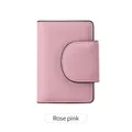 Portefeuille court rose en cuir grainé avec fermeture à rabat et bouton-pression chic - Rose Bonbon