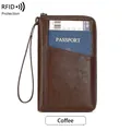 Porte-passeport RFID café avec texture cuir et dragonne amovible pour le voyage - Café