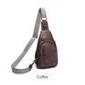 Bolso de pecho retro marrón café con correa tejida de contraste y patrón geométrico - café