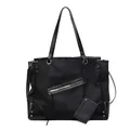 Borsa tote vintage nera stile biker con rivetti metallici e dettaglio di frange - Nero