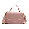 Sac à main minimaliste en cuir rose clair pour femmes avec détails dorés et bandoulière - Rose