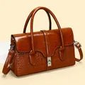 Vintage caramel brown handbag set with crocodile pattern and silver rotating clasp - Single Bag / Caramel color