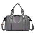 Détail du sac Boston en cuir gris foncé à motif lychee avec des rivets dorés brillants - Gris
