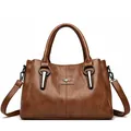 Sac à main en cuir marron vintage avec logo kangourou et bandoulière amovible - Jaune